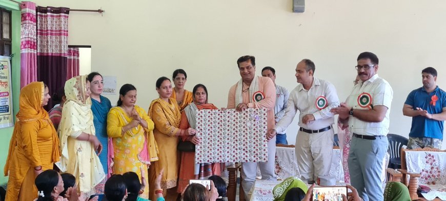बच्चे कल का भारत,उनकी आँखों में संभावनाओं की चमक, कंधों पर है जिम्मेदारी,एक बेहतर समाज की- डॉ पुष्पेंद्र वर्मा
